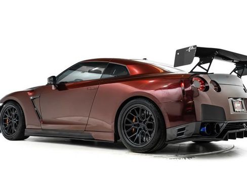 Used 2014 Nissan GT-R Premium AWD/4WD image 12
