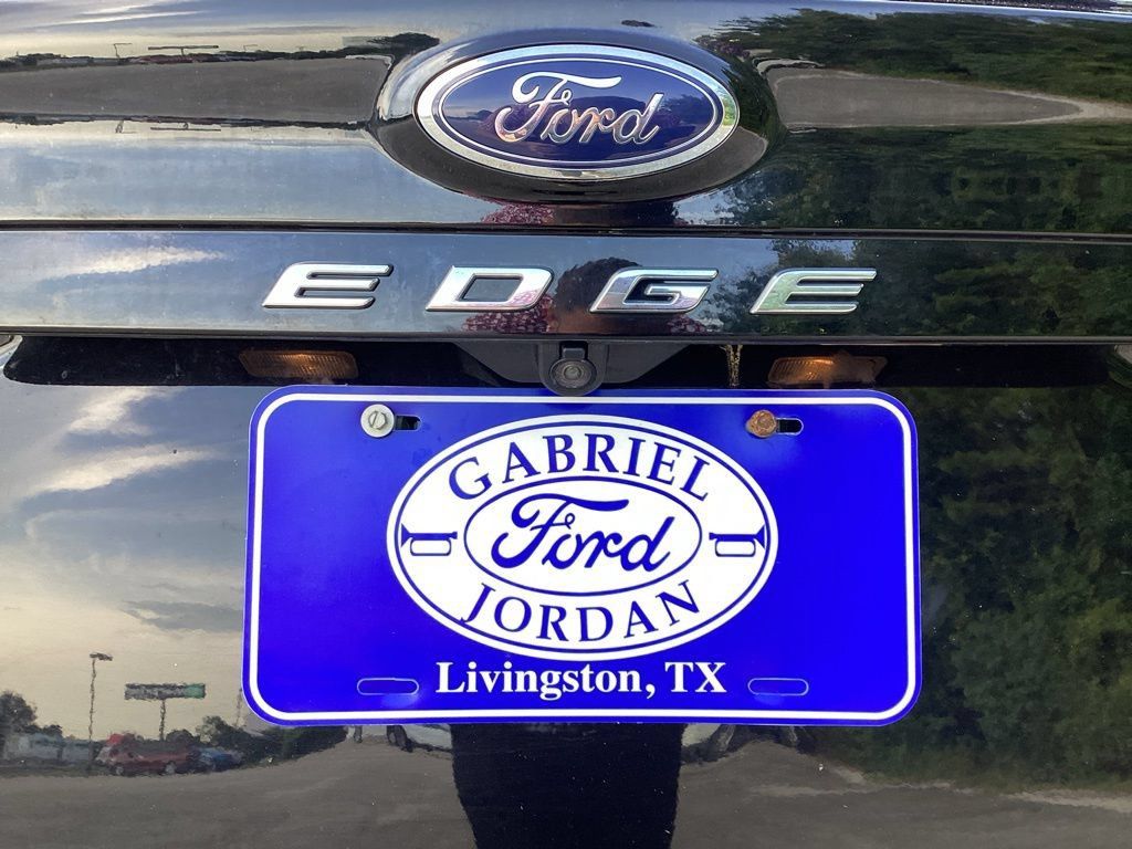 Used 2022 Ford Edge ST-Line w/ Class II Trailer Tow Package AWD/4WD image 19