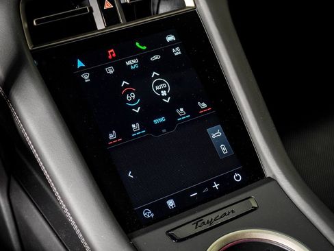 New 2025 Porsche Taycan Turbo image 25