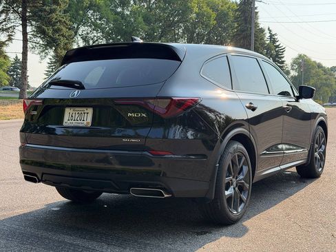Used 2023 Acura MDX A-Spec AWD/4WD image 4