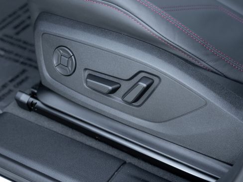 New 2025 Audi Q3 2.0T Premium Plus image 21