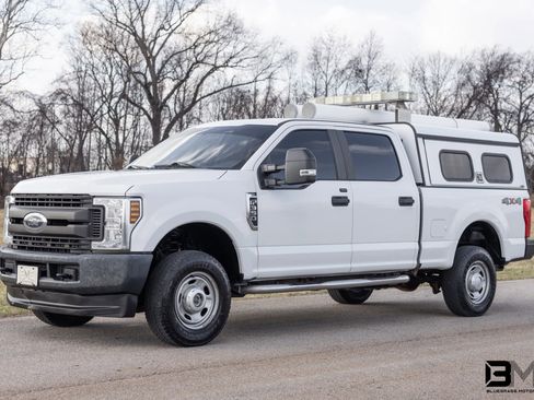 Used 2018 Ford F350 XL image 2