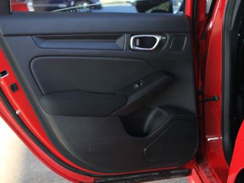 Used 2022 Honda Civic Sport image 32