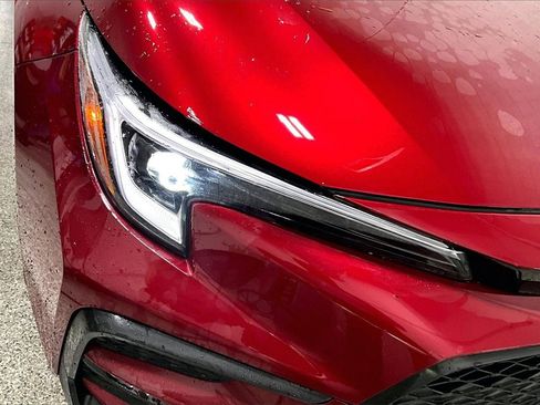 Used 2025 Toyota Corolla SE image 30