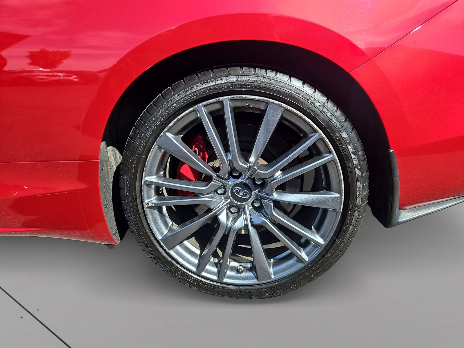 Used 2017 INFINITI Q60 Red Sport 400 AWD/4WD image 14
