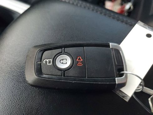 Used 2024 Ford Edge SEL image 28