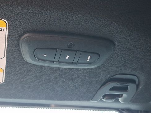 Used 2025 Jeep Gladiator Mojave w/ Safety Group AWD/4WD image 25