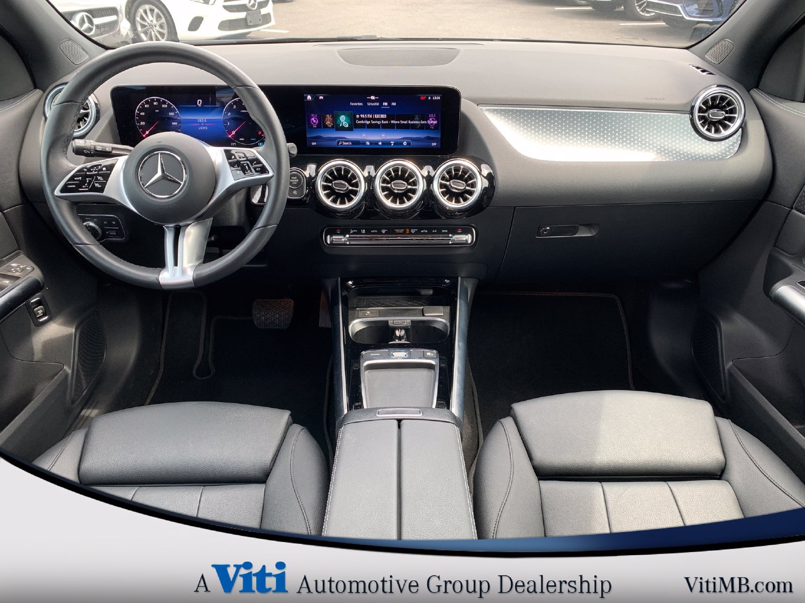 Used 2024 Mercedes-Benz GLA 250 4MATIC image 2