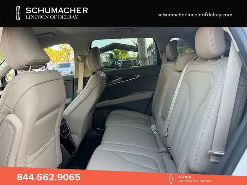 Used 2023 Lincoln Nautilus FWD w/ Premium Package image 11