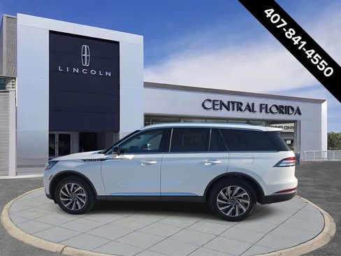 New 2026 Lincoln Aviator AWD image 5