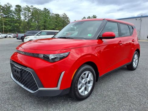 New 2025 Kia Soul S image 8