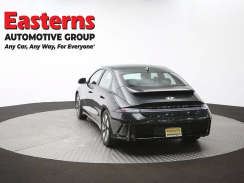 Used 2024 Hyundai Ioniq 6 SE RWD image 36
