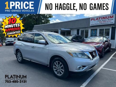 Used 2015 Nissan Pathfinder SV w/ Cargo Package AWD/4WD image 1