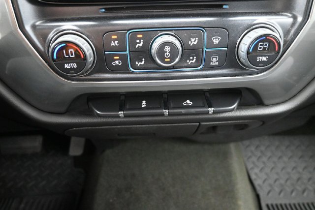 Used 2017 Chevrolet Silverado 1500 LT w/ All Star Edition AWD/4WD image 30