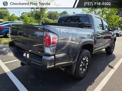 Used 2023 Toyota Tacoma TRD Off-Road w/ Technology Package AWD/4WD image 6