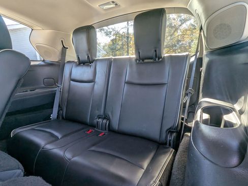 Used 2019 INFINITI QX60 Luxe image 36