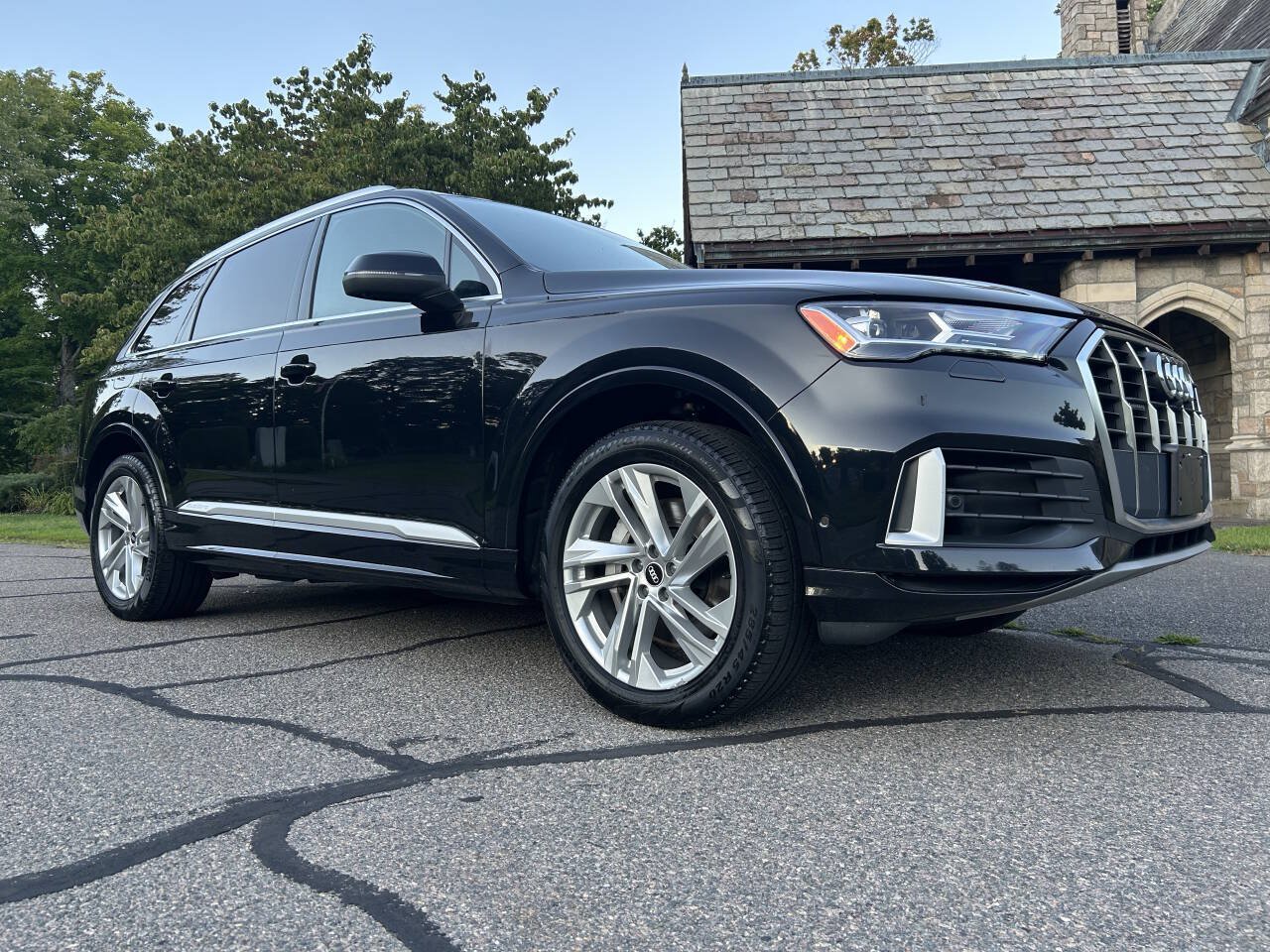 Used 2021 Audi Q7 3.0T Premium Plus w/ Premium Plus Package AWD/4WD image 22