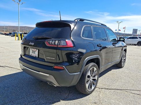 Certified 2022 Jeep Cherokee Limited w/ Elite Package image 25