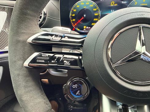 Certified 2018 Mercedes-Benz AMG GT R image 32