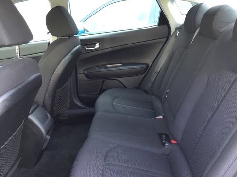 Used 2019 Kia Optima LX FWD image 6