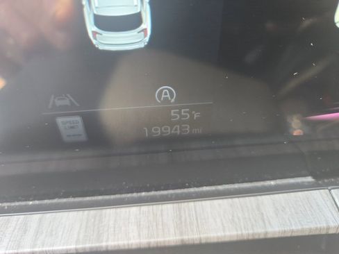 Used 2025 Kia Telluride EX X-Line image 3