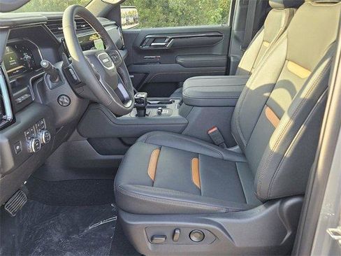 New 2026 GMC Sierra 1500 AT4 image 9