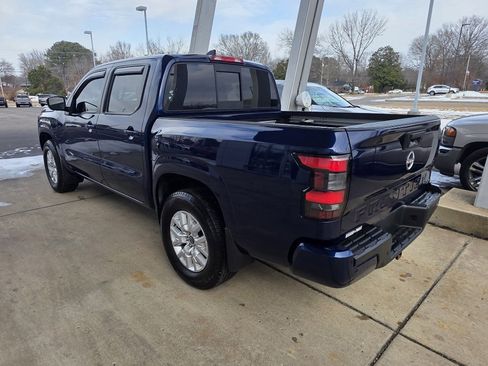 Used 2022 Nissan Frontier SV image 5