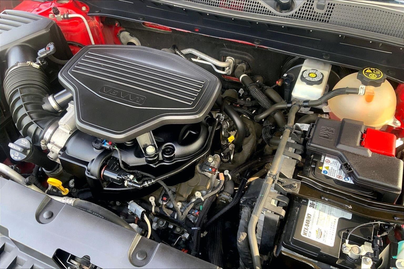 Used 2019 Chevrolet Blazer LT FWD image 31