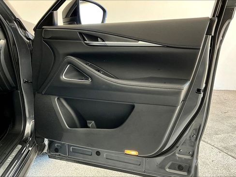 Certified 2025 INFINITI QX60 Luxe image 24