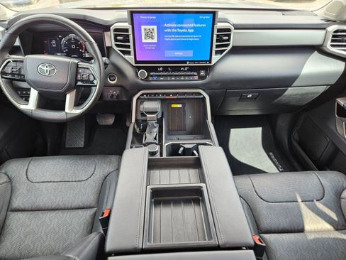 Used 2024 Toyota Tundra Limited AWD/4WD image 15