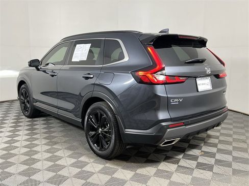 Used 2023 Honda CR-V Sport Touring image 6