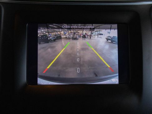 Used 2021 Jeep Cherokee Latitude image 6