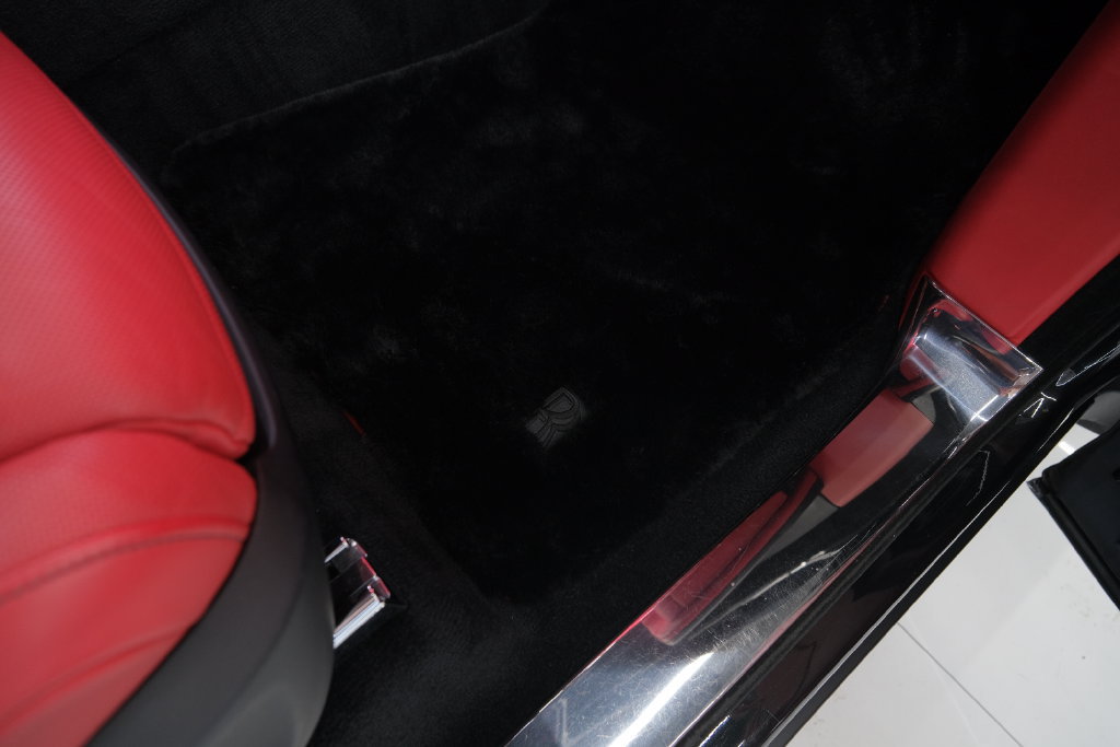 Used 2022 Rolls-Royce Cullinan AWD/4WD image 19