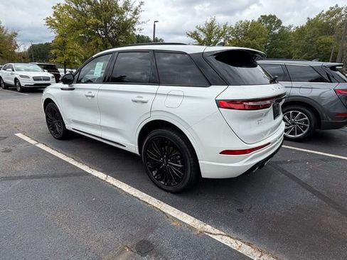 New 2025 Lincoln Corsair Reserve w/ Equipment Group 202A image 13