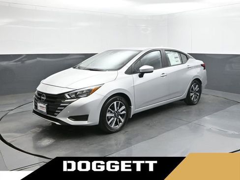 New 2025 Nissan Versa SV w/ Trunk Package image 1