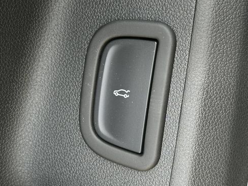 New 2026 GMC Acadia Elevation w/ Elevation Premium Package AWD/4WD image 37