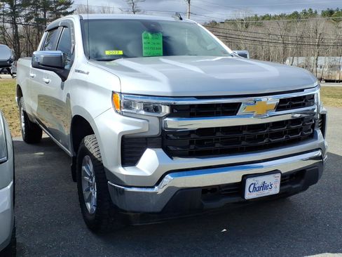 Used 2022 Chevrolet Silverado 1500 LT image 3