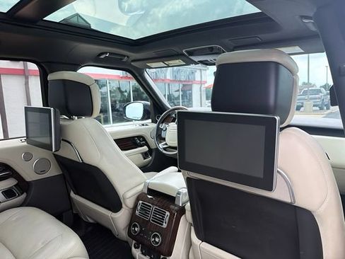 Used 2018 Land Rover Range Rover Autobiography AWD/4WD image 13