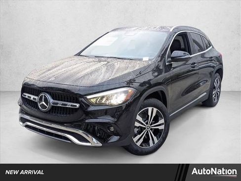 New 2026 Mercedes-Benz GLA 250 4MATIC image 1