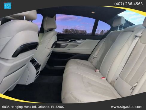 Used 2017 BMW 740i RWD image 17