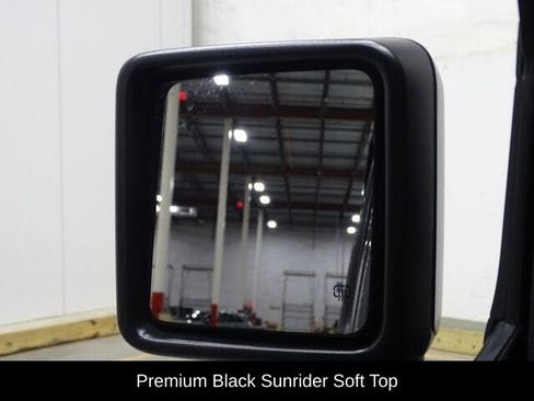 Used 2021 Jeep Wrangler Unlimited Sport AWD/4WD image 35