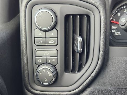 New 2026 Chevrolet Silverado 1500 W/T image 31