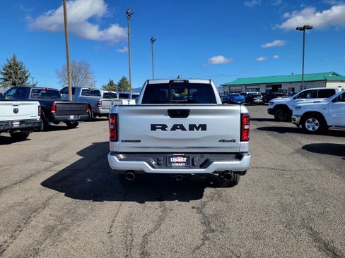 New 2026 RAM 1500 Laramie AWD/4WD image 4