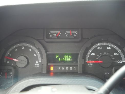 Used 2014 Ford E-150 and Econoline 150 w/ Power Group RWD image 15