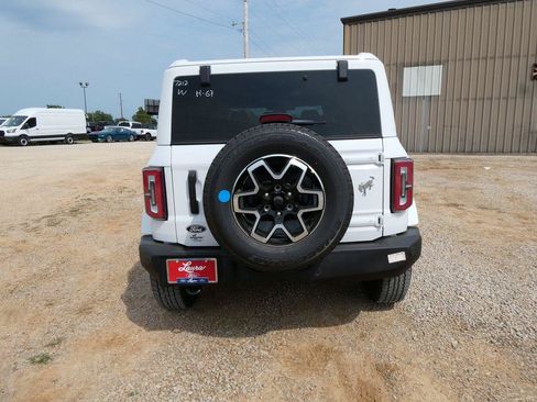 New 2026 Ford Bronco Outer Banks AWD/4WD image 6