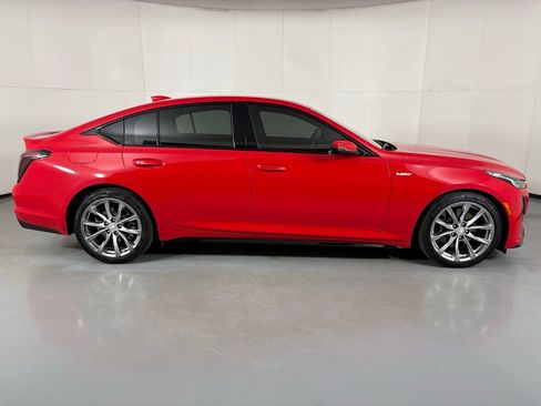 Used 2024 Cadillac CT5 V RWD image 9
