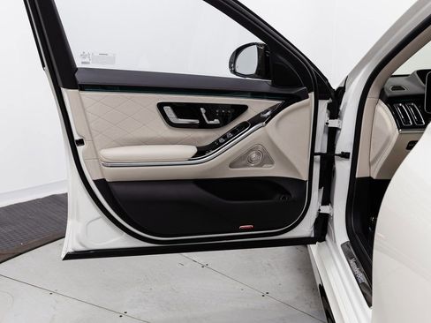 Certified 2023 Mercedes-Benz S 580 4MATIC Sedan image 5