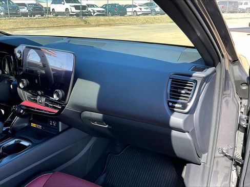 Used 2022 Lexus NX 250 AWD image 18