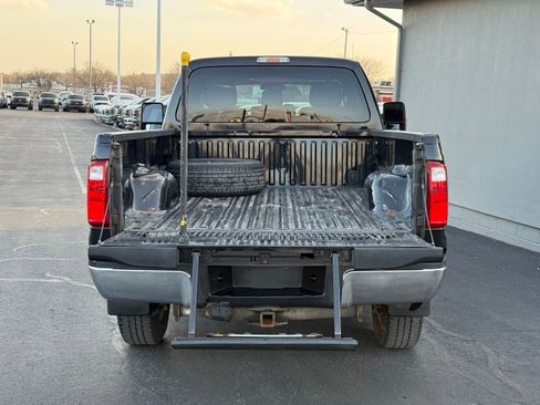 Used 2015 Ford F350 XLT w/ Snow Plow Prep Package image 28