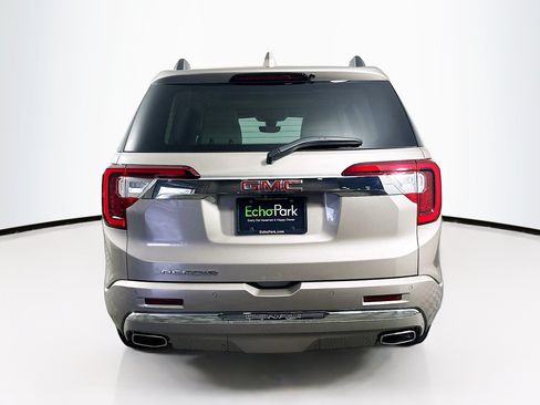 Used 2023 GMC Acadia Denali w/ Denali Ultimate Package FWD image 7